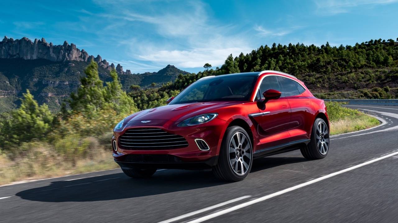 Aston-Martin-DBX_1.jpg