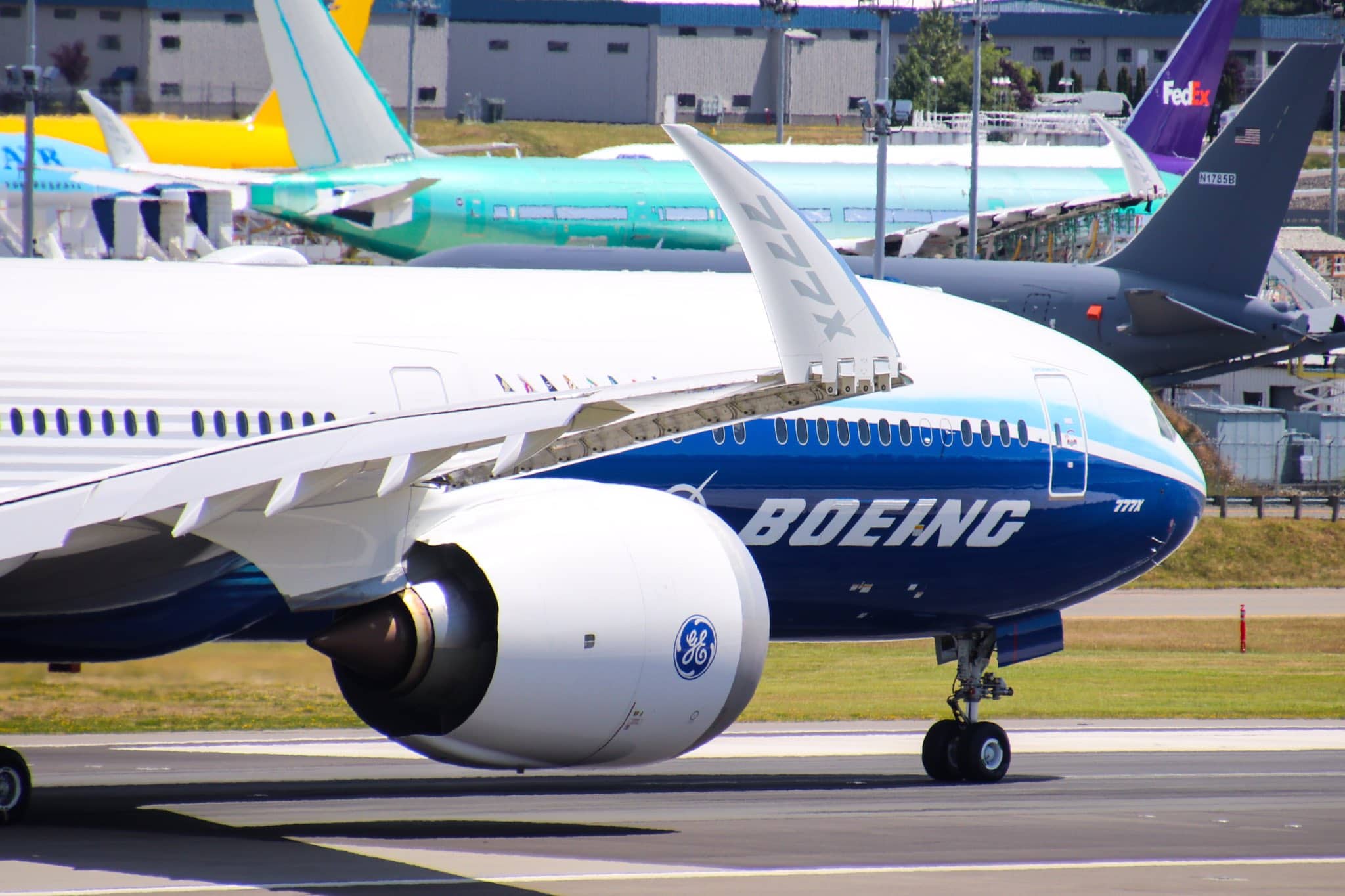 Boeing_777X_3.jpg