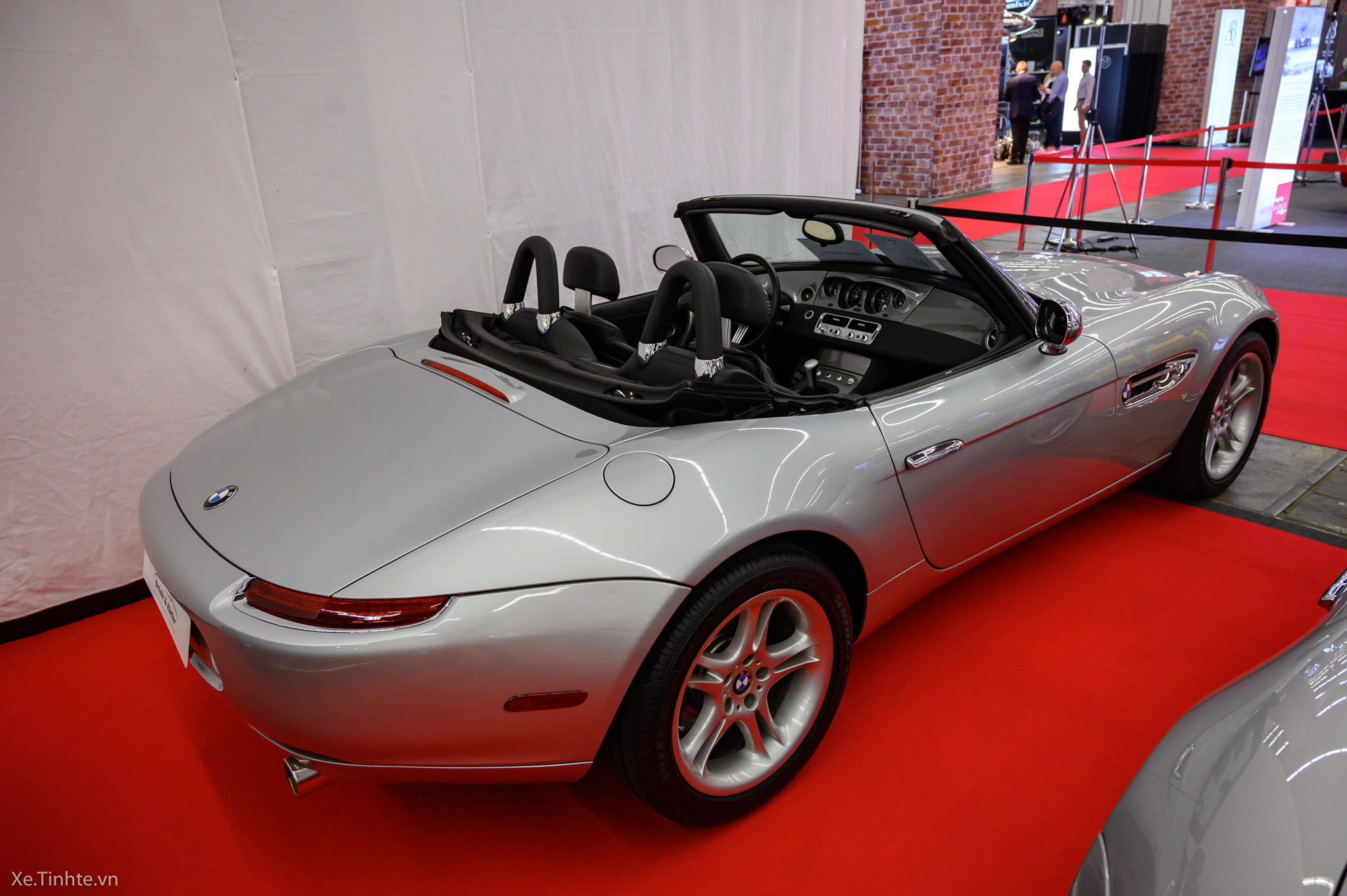 bmw_z8_hai_thập_kỷ_trước-22.jpg