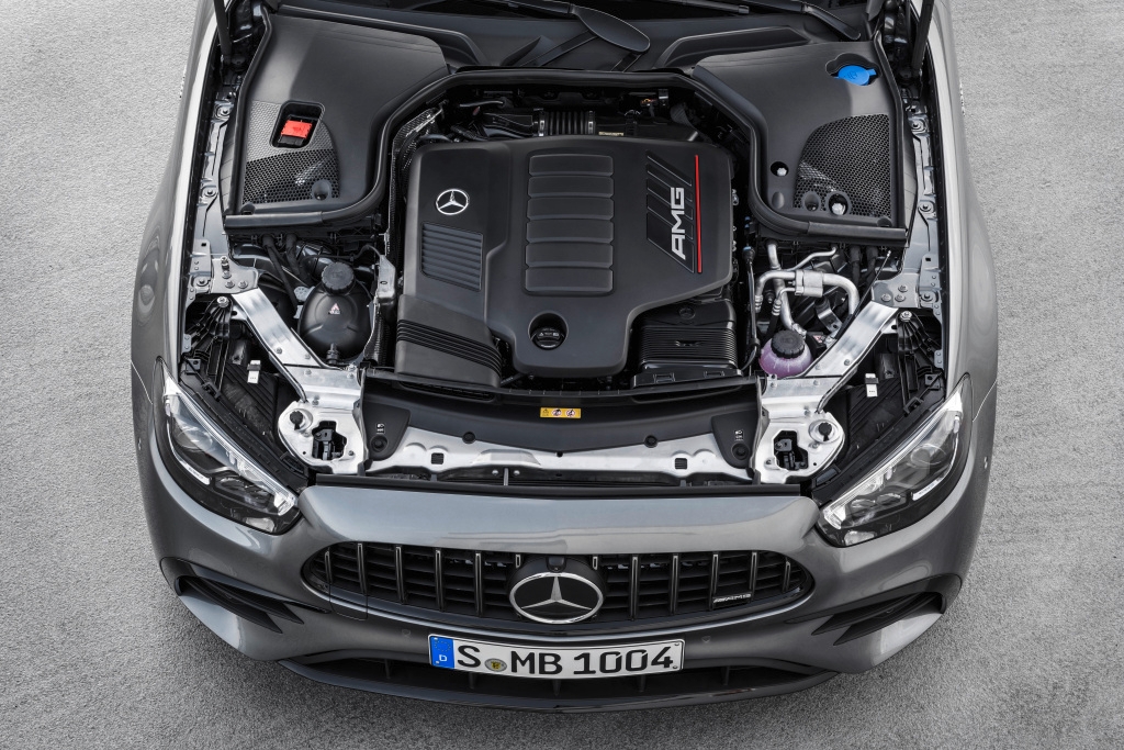 mercedes_amg_e53_4matic_18.jpg