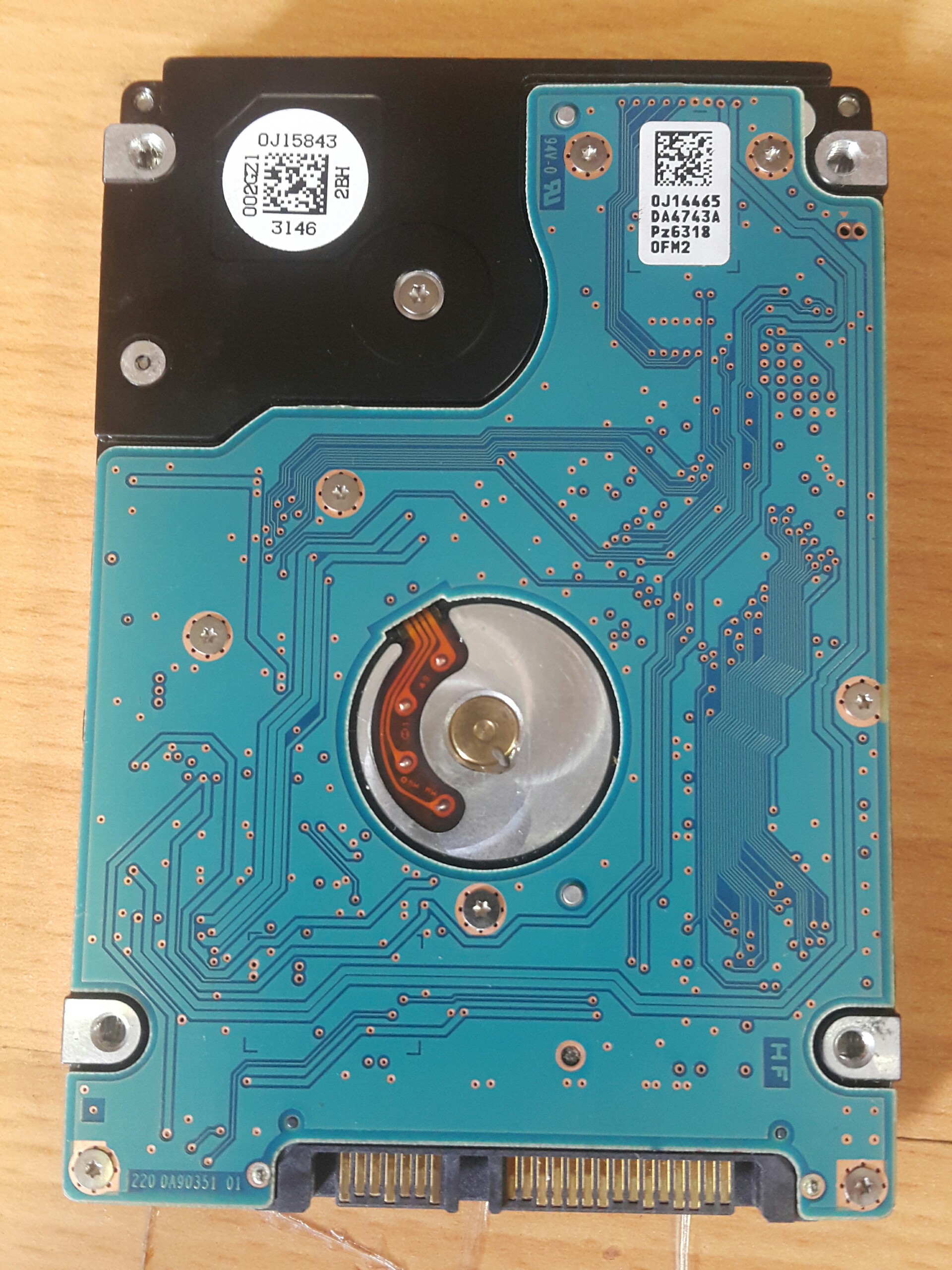 HDD Hitachi 1TB, nhưng thực tế 320GB !?! | Viết bởi cosmos47