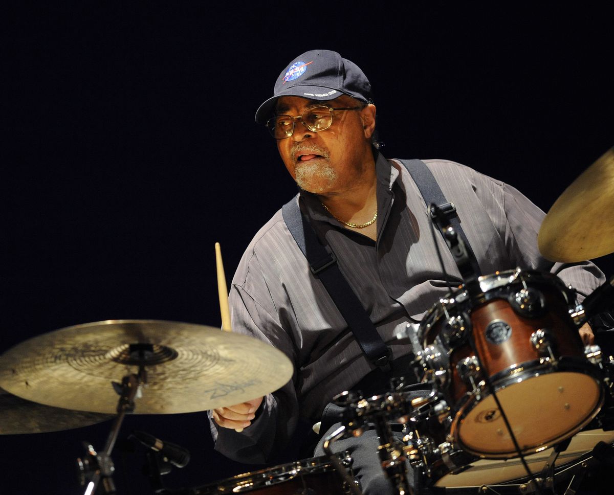 tinhte_jimmy_cobb_kind_of_blue.jpg (1).jpg