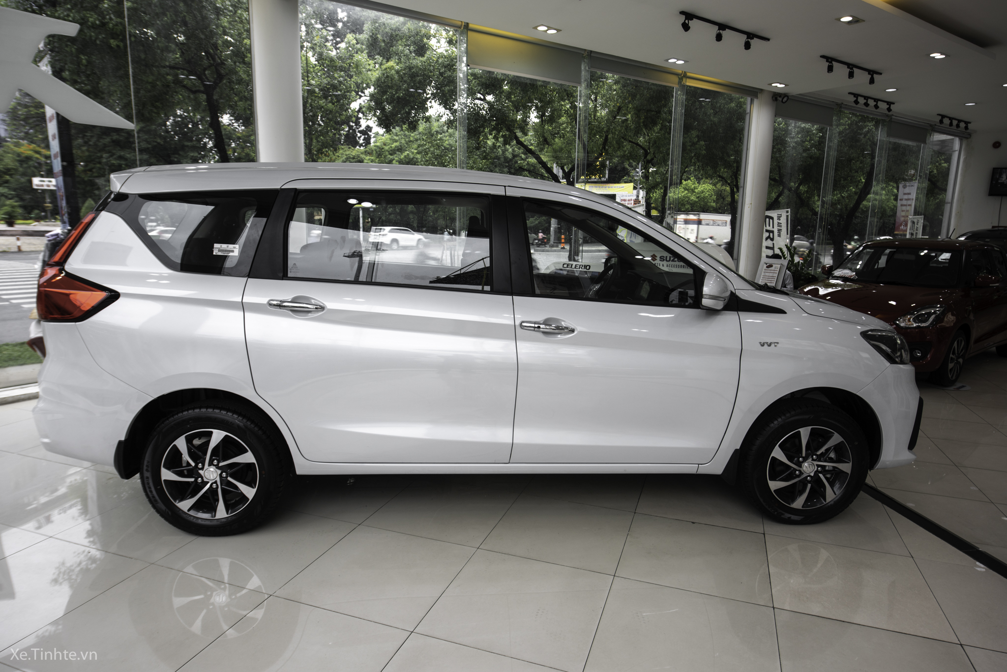 suzuki-ertiga-sport-2020-8.jpg