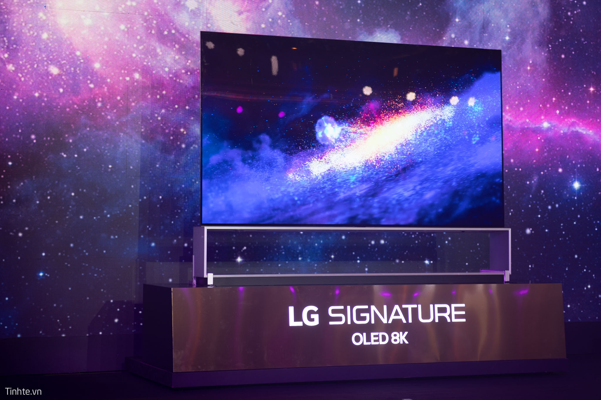 LG_OLED_TV_8K_88-17.jpg