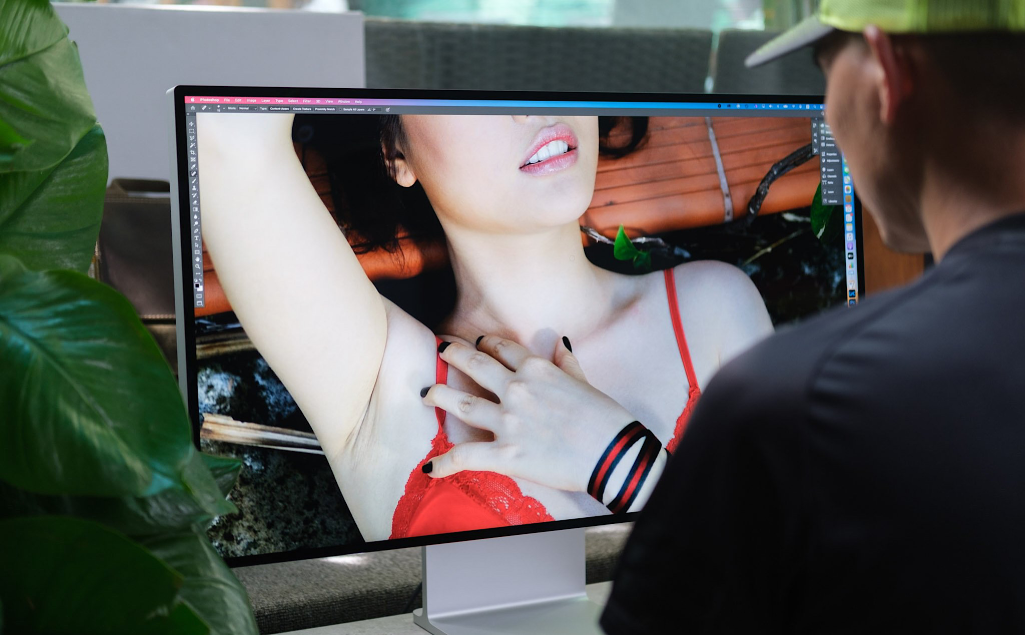 Coi phim khiêu dâm nhiều làm rối loạn cương dương, thậm chí không còn hứng  thú với việc quan hệ thật