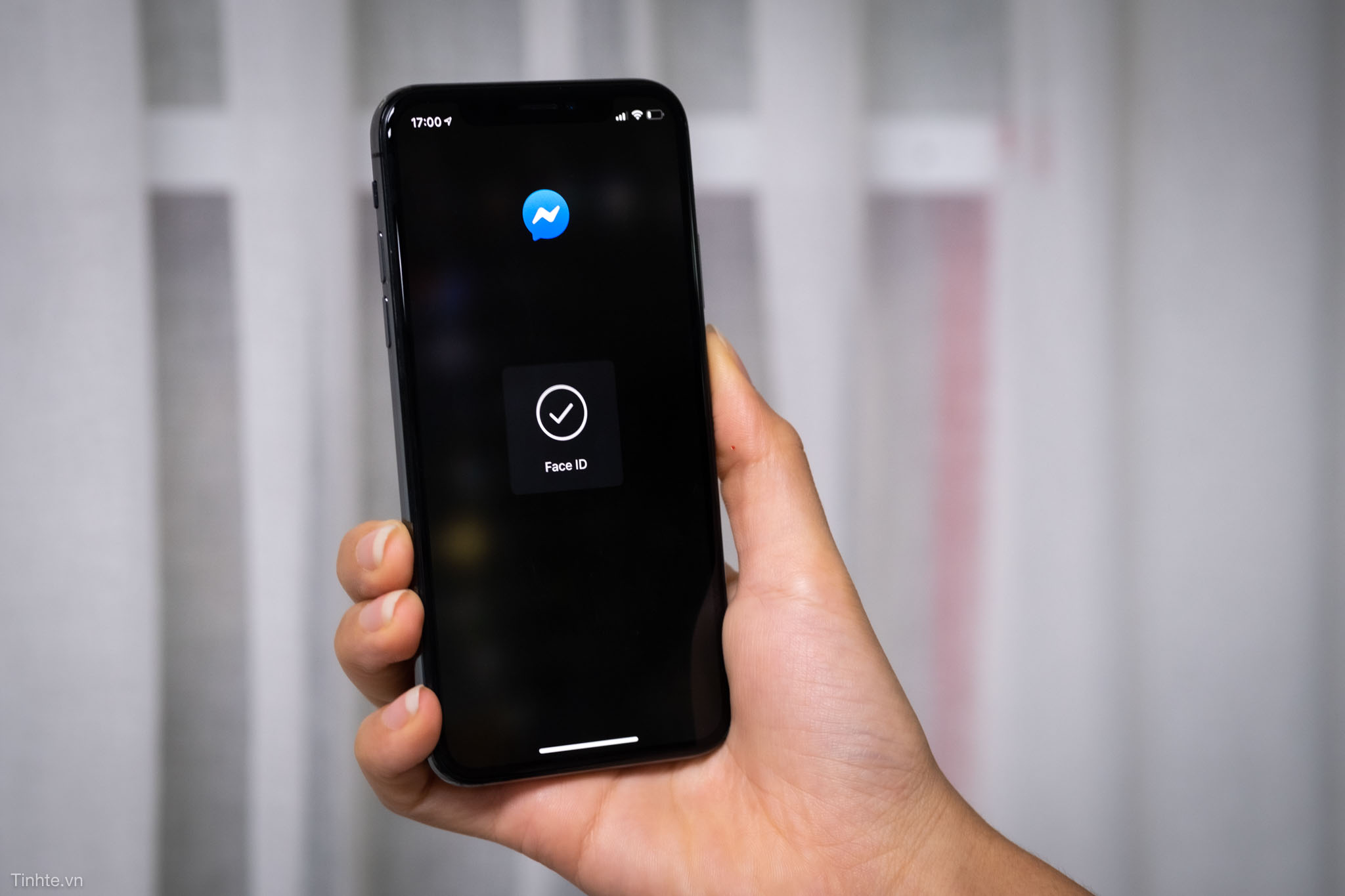 faceid_messenger-3.jpg