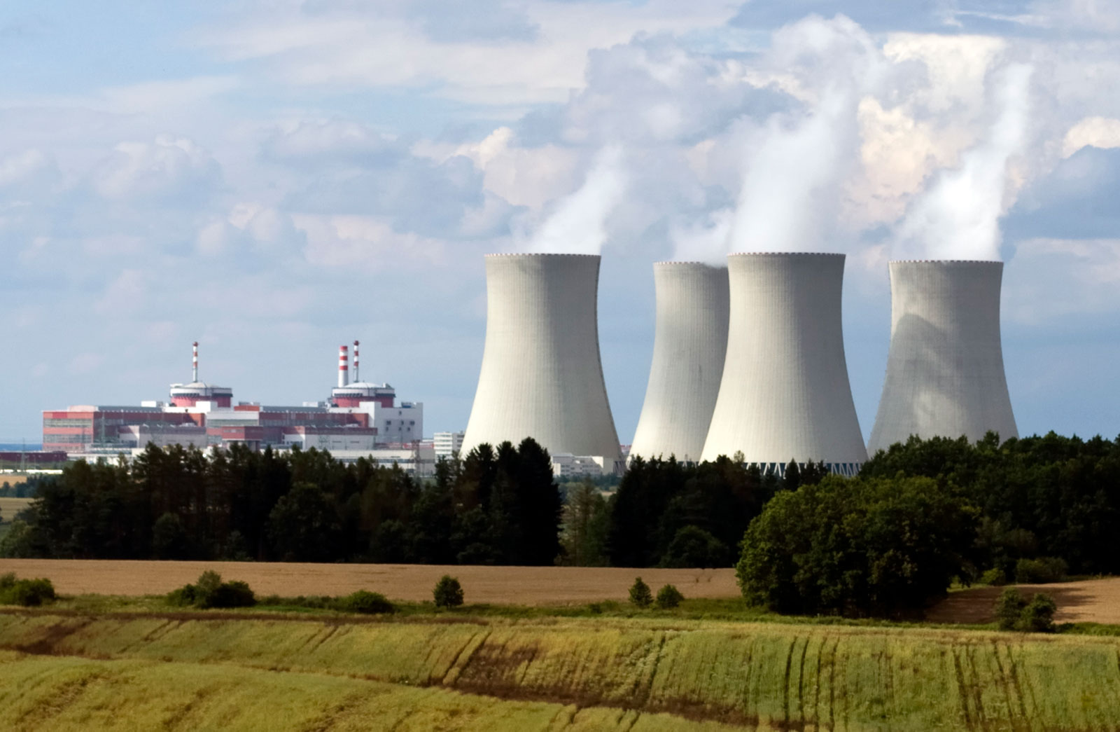 nuclear-plant.jpg