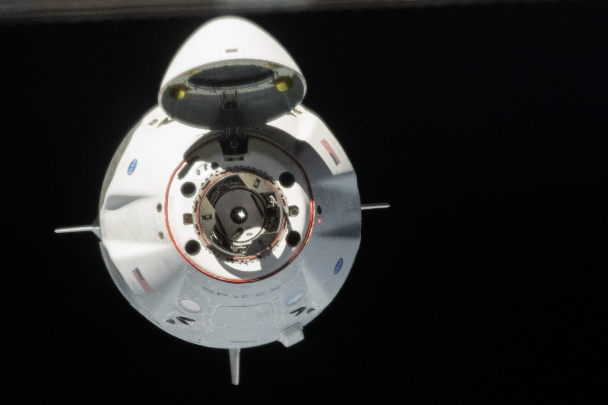 spacex_crew_dragon_lịch_sử_khám_phá_không_gian_nasa_nước_mỹ_tóm_tắt_tinh_tế-1.jpg