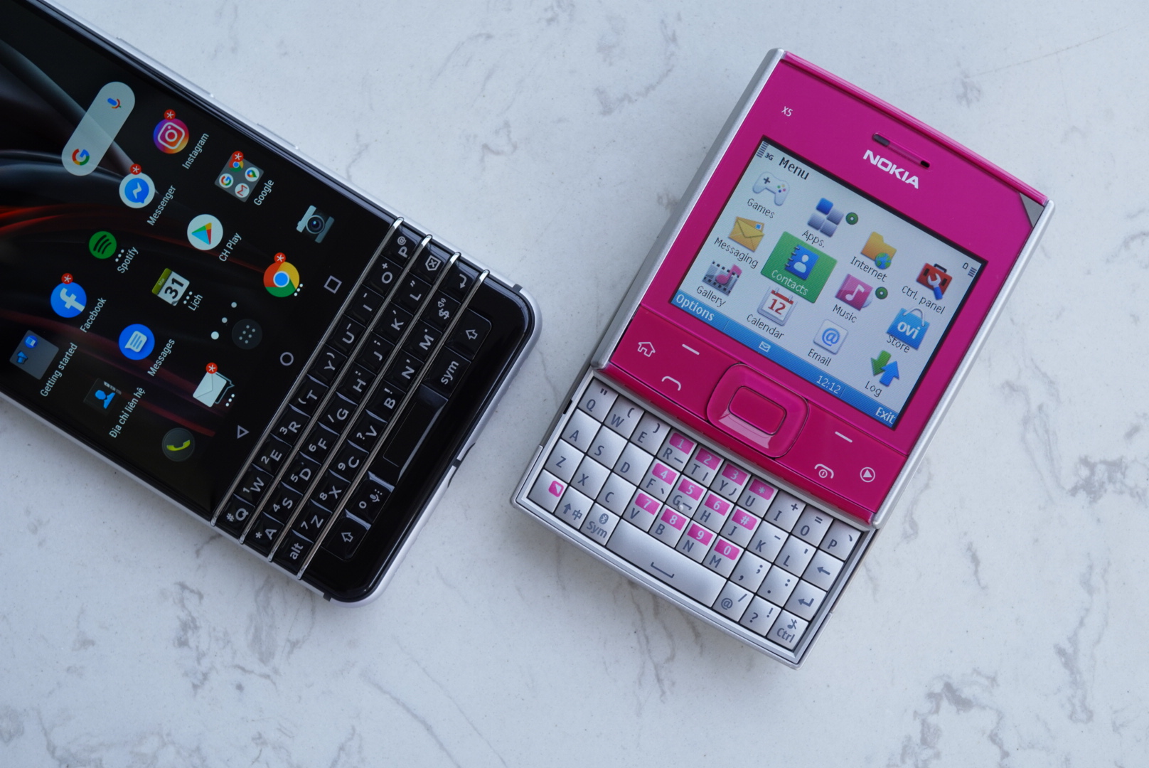 Một tấm hình 2 số phận: Nokia - BlackBerry...