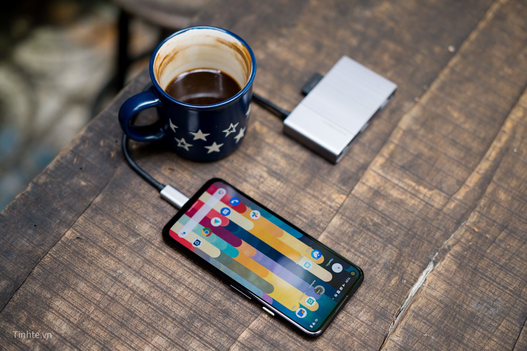 Google_Pixel4a_tinhte_trentay-12.jpg