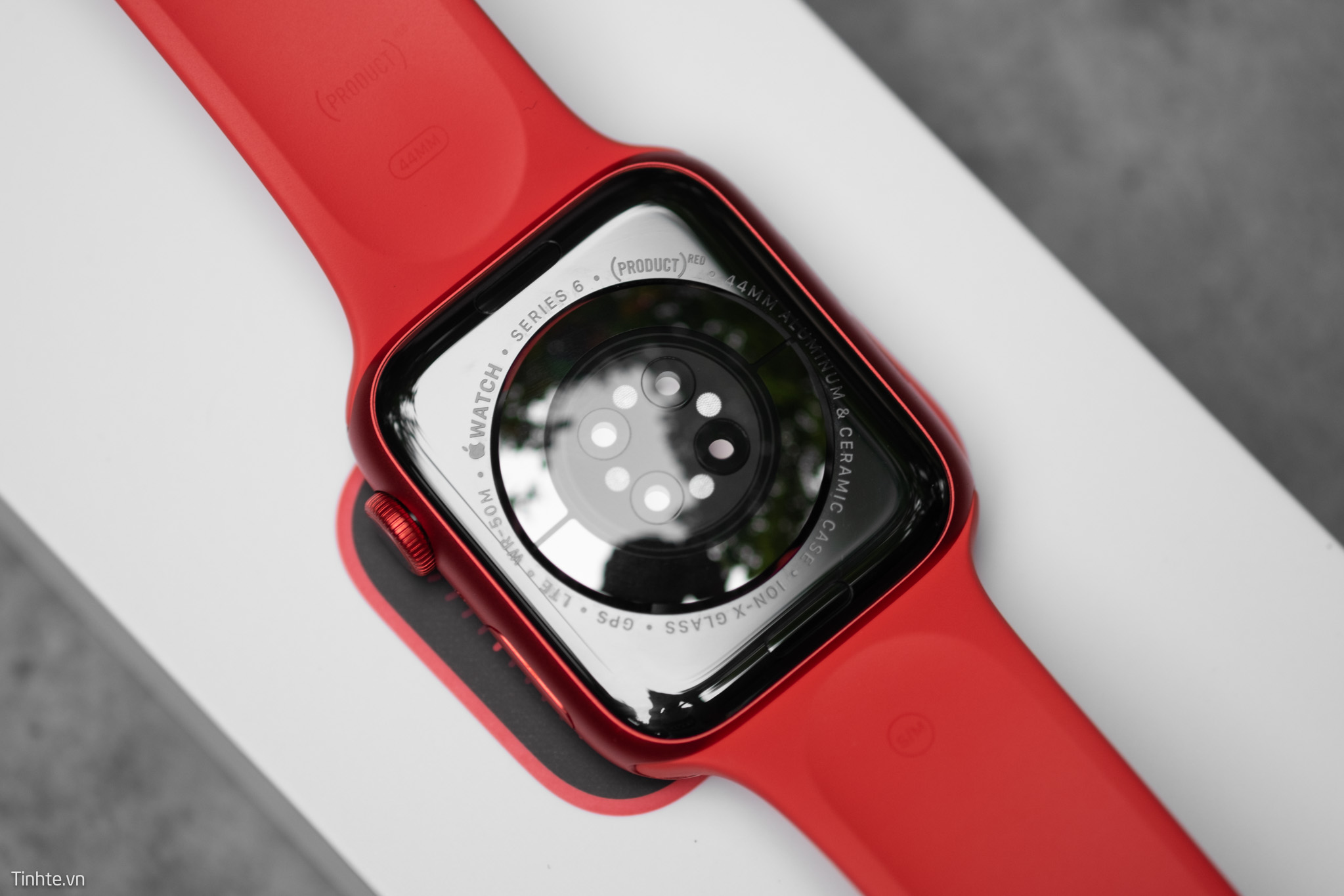 applewatch_red_product_tinhte_10.jpg