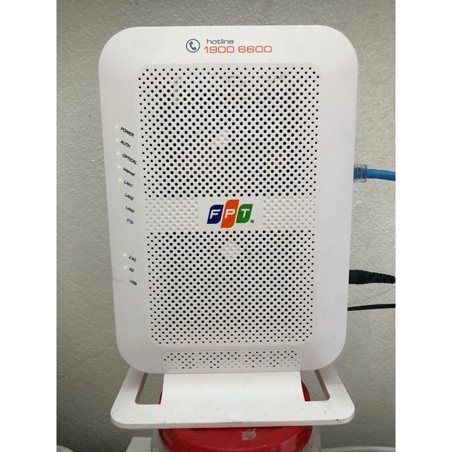 E muốn thay cục modem VNPT như hình bằng cục của FPT 2 băng tần thì có ...