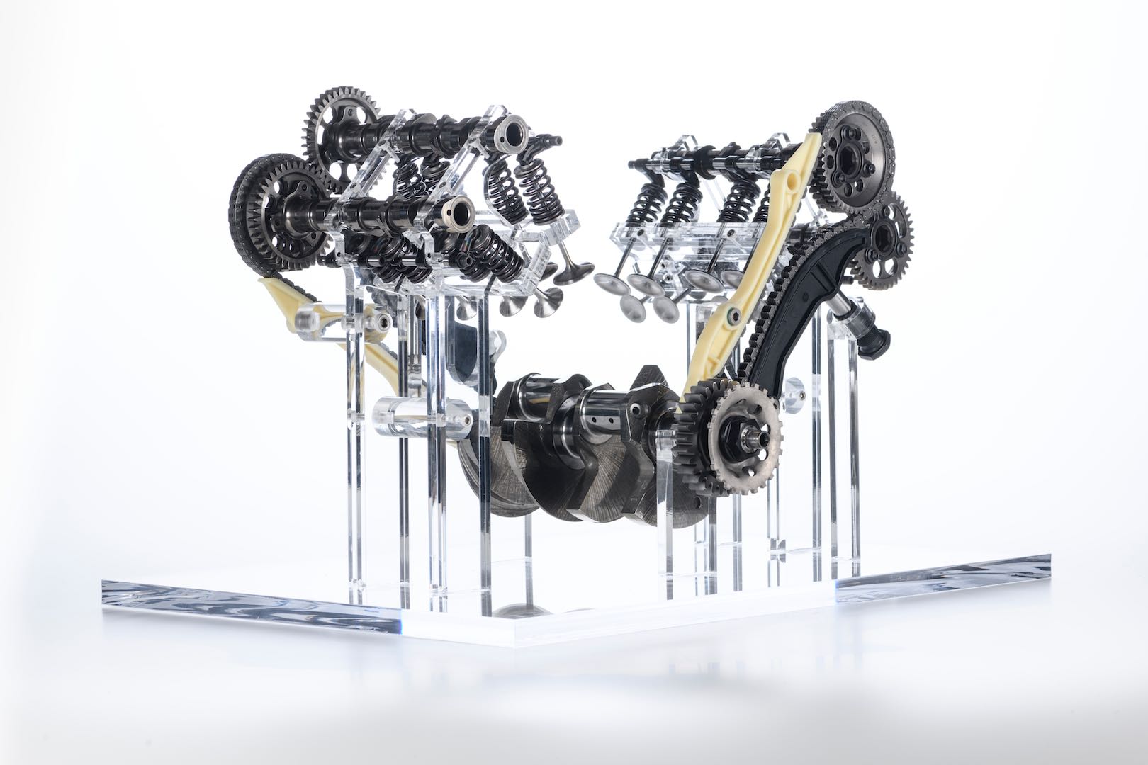 ducati-granturismo-v4-engine-16.jpg