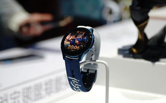 OPPO Watch RX | Viết bởi samsung focus