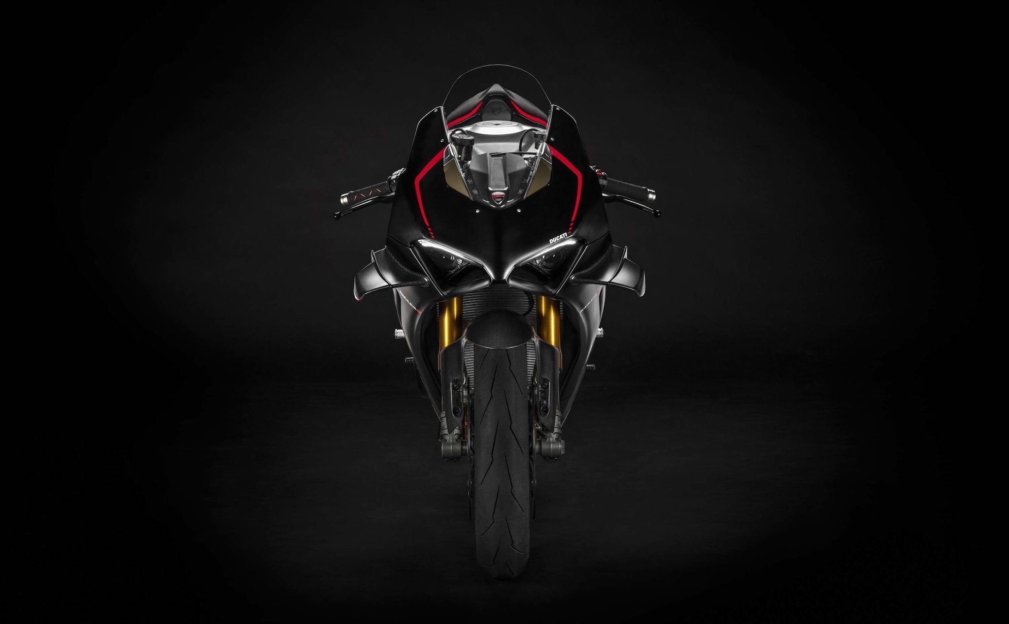 Ducati Superleggera V4 lộ diện trước khi được ra mắt chính thức  2banhvn