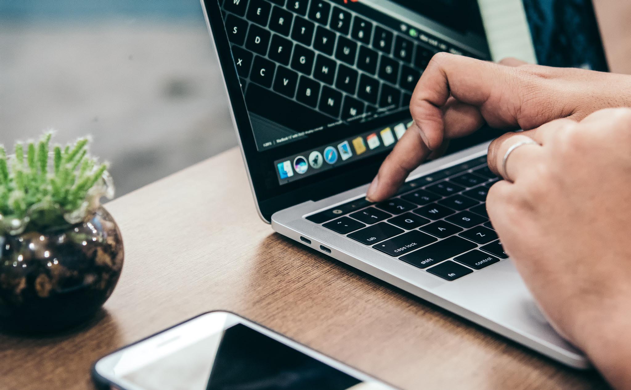 cover_touchbar.jpg