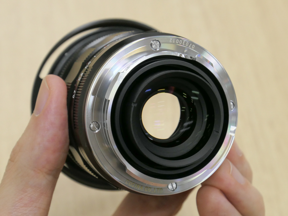 Voigtlander-APO-LANTHAR-50mm-f2-Aspherical-VM-lens-for-Leica-M-mount-6.jpg