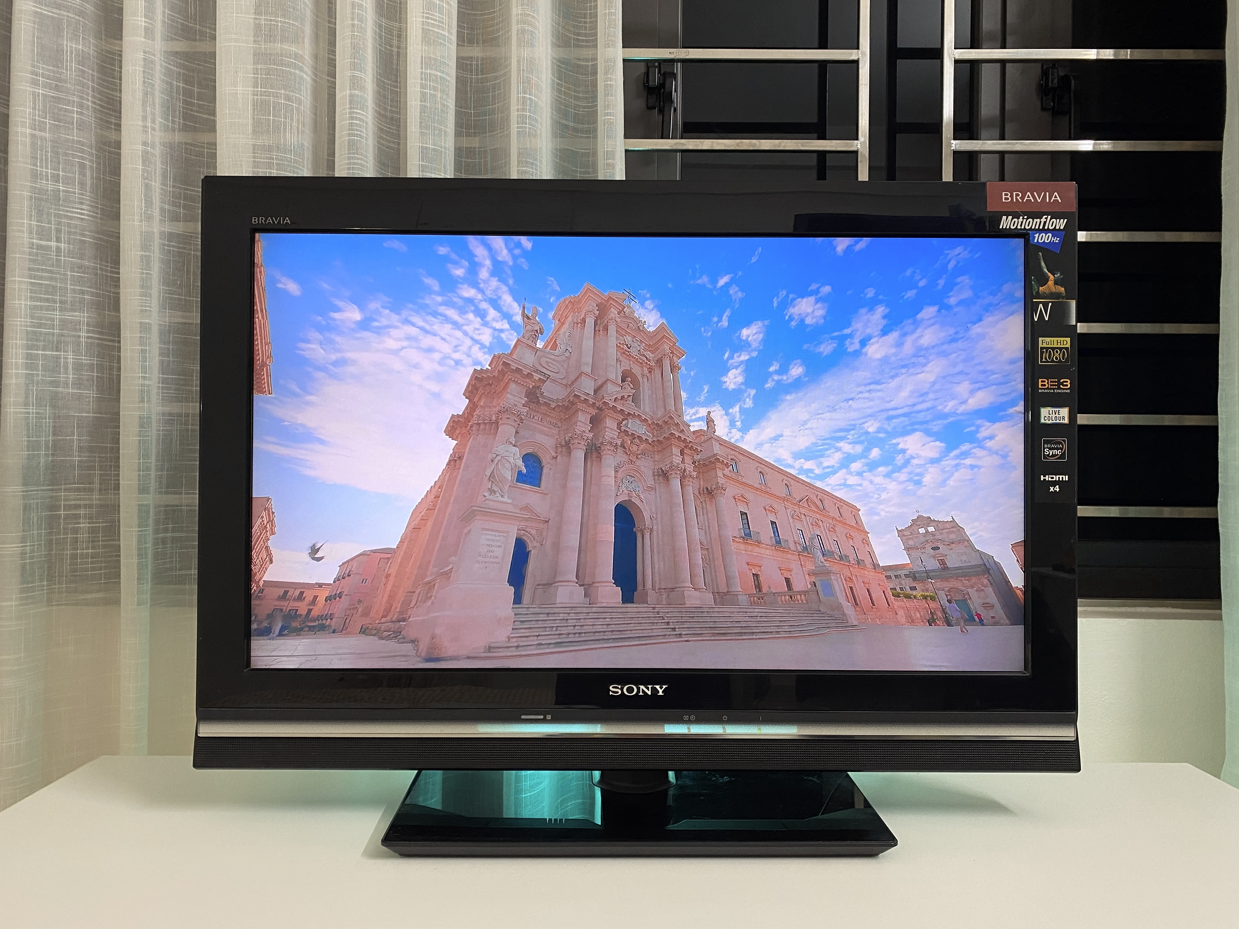 Review Tivi Sony Bravia KLV-32W550A sau 11 năm sử dụng | Viết bởi